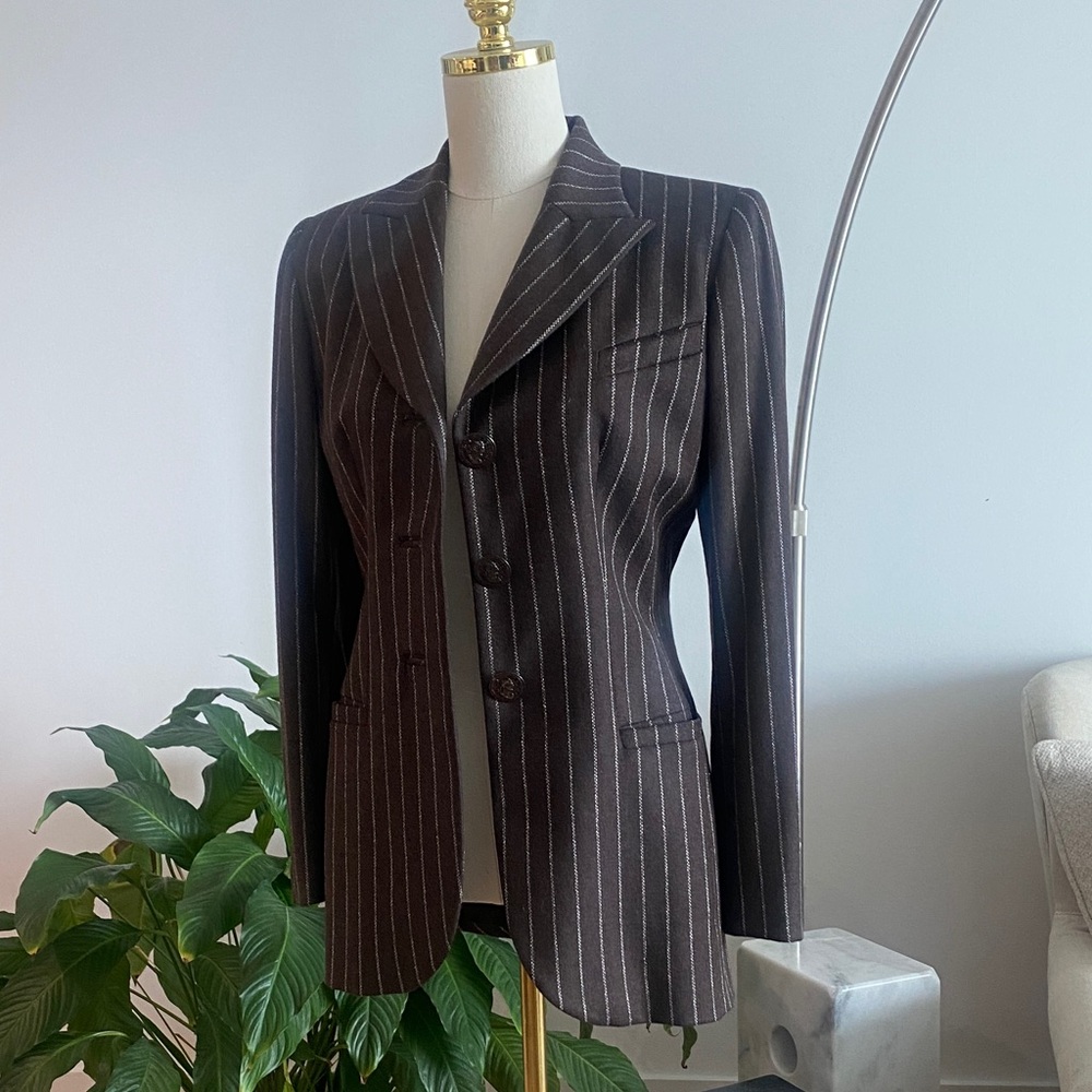 Vintage Gai Mattiolo Couture blazer made in Italy!